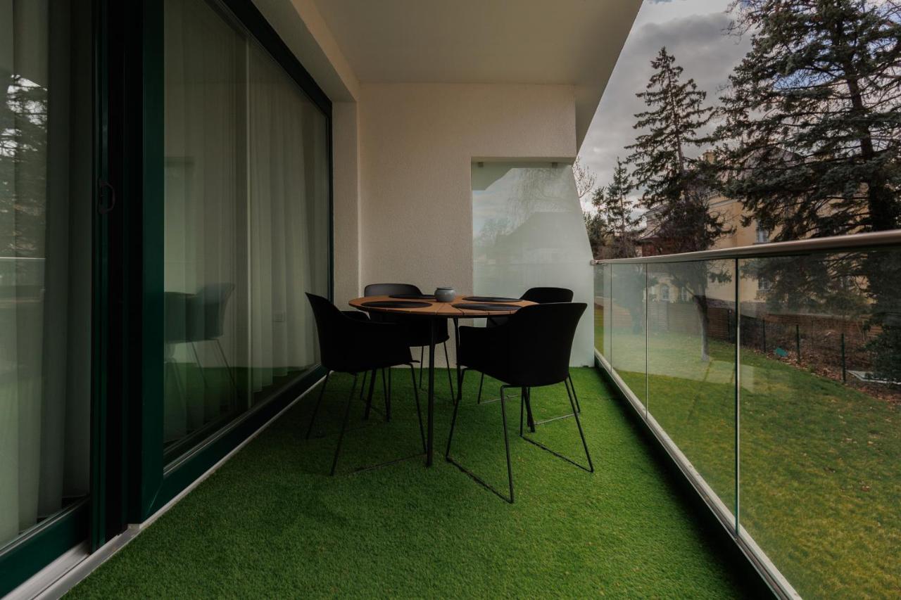 Villa Bauhaus Wellness Apartman 102 Siofok Ngoại thất bức ảnh